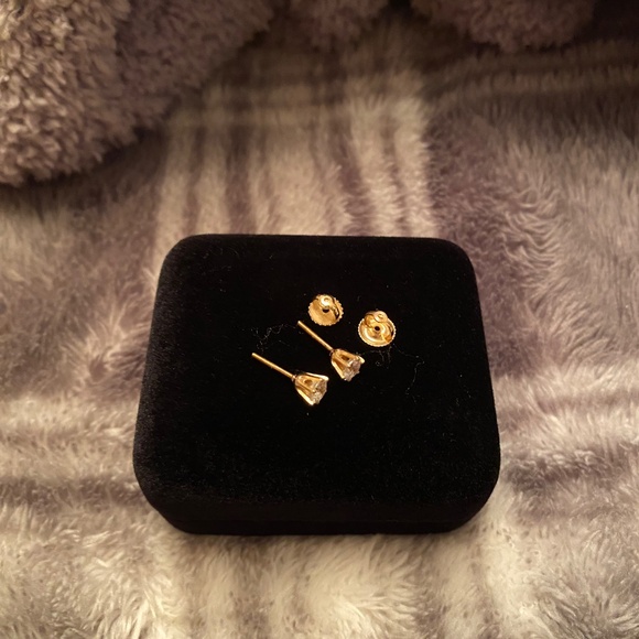 14KT DIAMOND EARRINGS YG .25CTS EACH / TOTAL .50 CTS G -H SI2 ROUNDS SCREW BACK - Picture 6 of 6